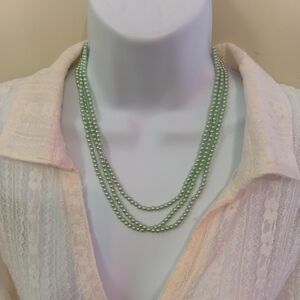 Elegant Green Beaded Necklace
